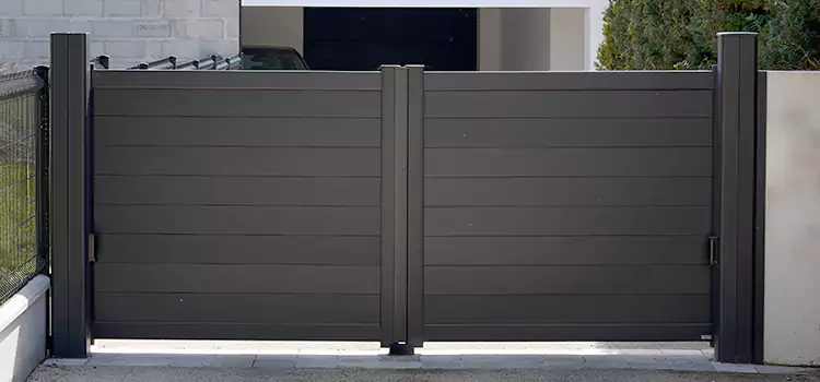 Common Residential Gate Issues We Resolve in Burbank, IL